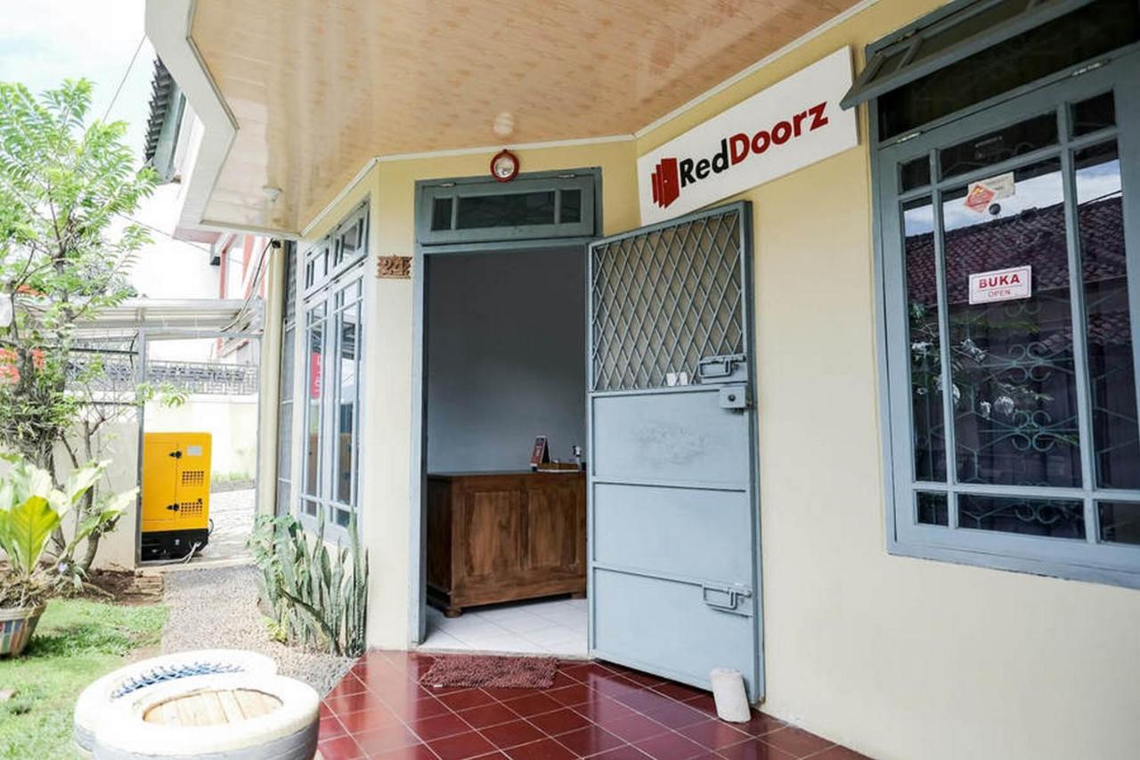 Reddoorz Syariah Near Gatot Subroto Lampung 4 Hotel Bandar Lampung Exterior photo